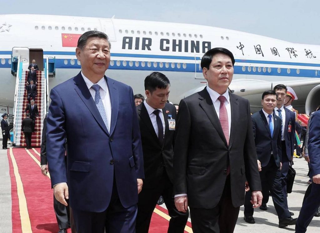 习近平抵达河内对越南进行国事访问-博彩交流网-博彩论坛-博彩策略网